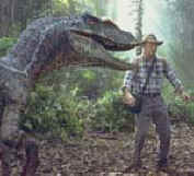 Sam Neill todav�a contin�a pregunt�ndose qui�n le convenci� para rodar esta secuela que carece incluso de gui�n