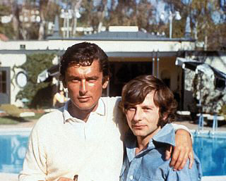 Pues s, parece que el monogrfico de Polanski gust. Ahora os ofrecemos uno ms dulce, el de Bond, James Bond... tendr tanto xito entre las lectoras vidas de emociones fuertes?