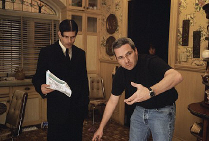 El debutante Glen Morgan dirigiendo "Willard".