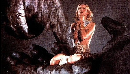 Imagen promocional tambi&eacute;n harto emblem&aacute;tica del 'King Kong' de 1976