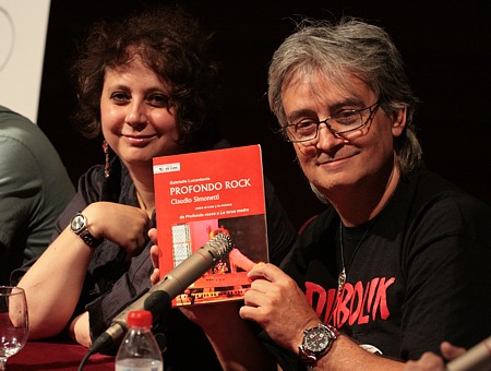 Gabrielle Lucantonio, Claudio Simonetti y el libro 'Profondo rock'