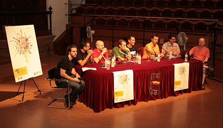 La mesa con los cinco compositores y el director espa&ntilde;ol