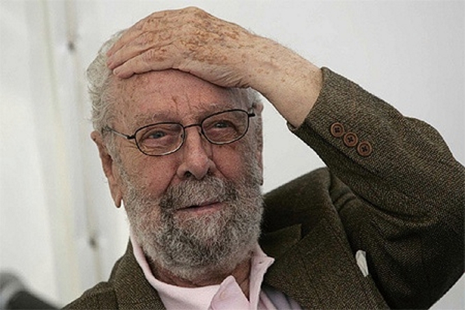 Berlanga supo decirlo muy bien, y si tuviéramos la posibilidad de disfrutar de su lucidez en una nueva película, a buen seguro sabría hacérnoslo ver otra vez Berlanga supo decirlo muy bien, y si tuviéramos la posibilidad de disfrutar de su lucidez en una nueva película, a buen seguro sabría hacérnoslo ver otra vez