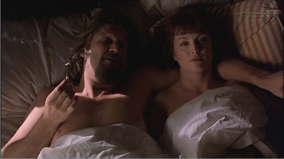En El gran Lebowski encontramos finalmente al pacifista hippie anclado en los años 60, al agresivo excombatiente vietnamita perturbado por su experiencia, al ignorante que necesita bien poco para ser feliz