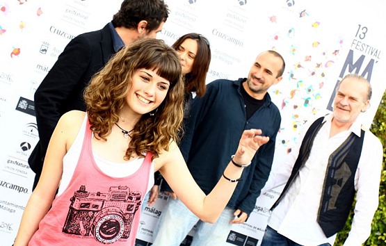 Pau Freixas y el equipo de Héroes, en el Festival de Málaga 2010