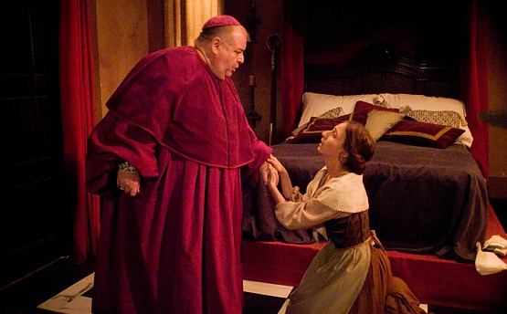 Gonzalo adopta el apodo de Águila Roja por indicación de su protector y maestro el fraile Agustín; al principio, sin saber por qué, pero lo sabrá algún tiempo después aguila-roja-5