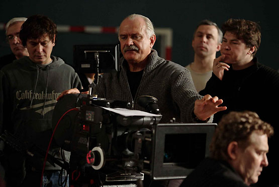 Nikita Mikhalkov durante el rodaje de la tercera parte de 'Quemado al sol' nikita_mikhalkov