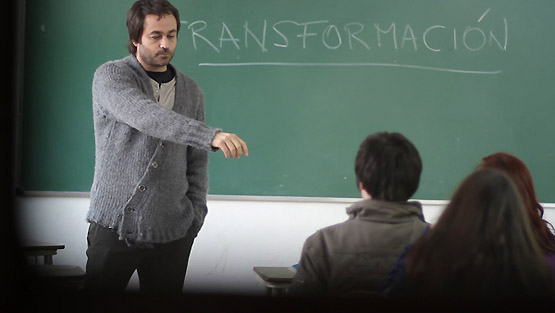 Técnicamente La educación prohibida es un documental torpe, reiterativo y aburrido la-educacion-prohibida-4