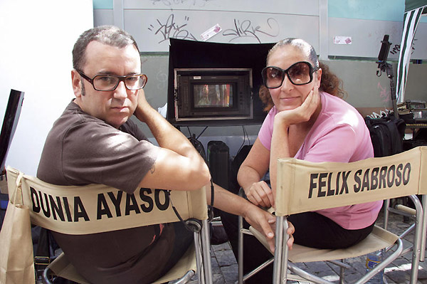 El cine del destape, aunque fue profesionalmente pobre, hizo sonreír a mucha gente y, queramos o no, forma parte de nuestra cultura los-anos-desnudos-2