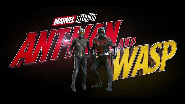 Pero en realidad Ant Man y la Avispa es más pequeña porque apenas muestra ambición: lo que en Black Panther —y la comparación es justa, por tratarse de otro filme de clase media— rozaba el atrevimiento, con desafíos éticos sobre lo que se debía o no hacer con la tecnología potencialmente militar en la arena geopolítica, aquí se reduce a un cúmulo de buenas intenciones antman-avispa-2
