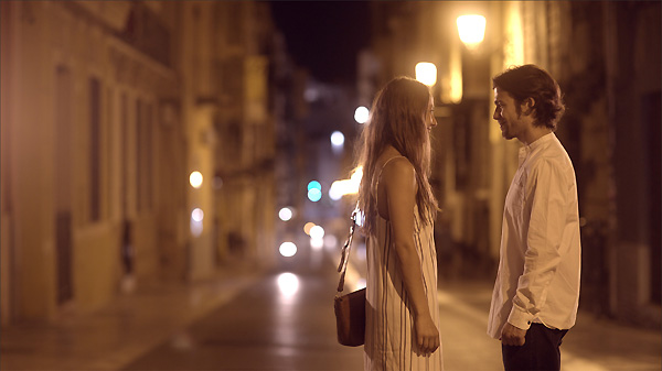 Guste o no guste, Los amores cobardes manifiesta las ganas de una persona que desea hacer cine y transmitir historias, emociones, sensaciones. los-amores-cobardes-2