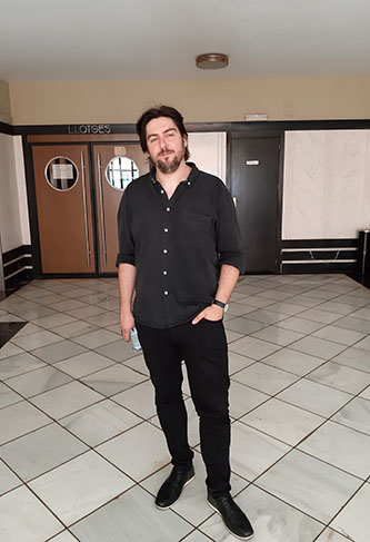 La banda, la opera prima del guionista y director Roberto Bueso, se estrena el 21 de junio de 2019 en la 34 edición de Cinema Jove roberto-bueso-1