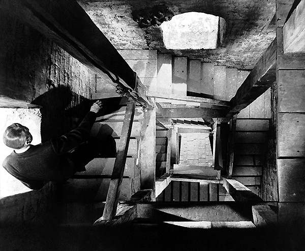 escalera-9-vertigo