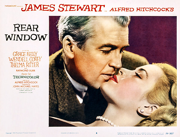 El argumento de La ventana indiscreta parte de un relato corto de Cornell Woolrich (1903-1968), un especialista en relatos ingeniosos, siempre de misterio rear-window-125