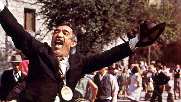 Una celebración de la vida y el vino frente a la barbarie nazi el-secreto-de-santa-vittoria-2